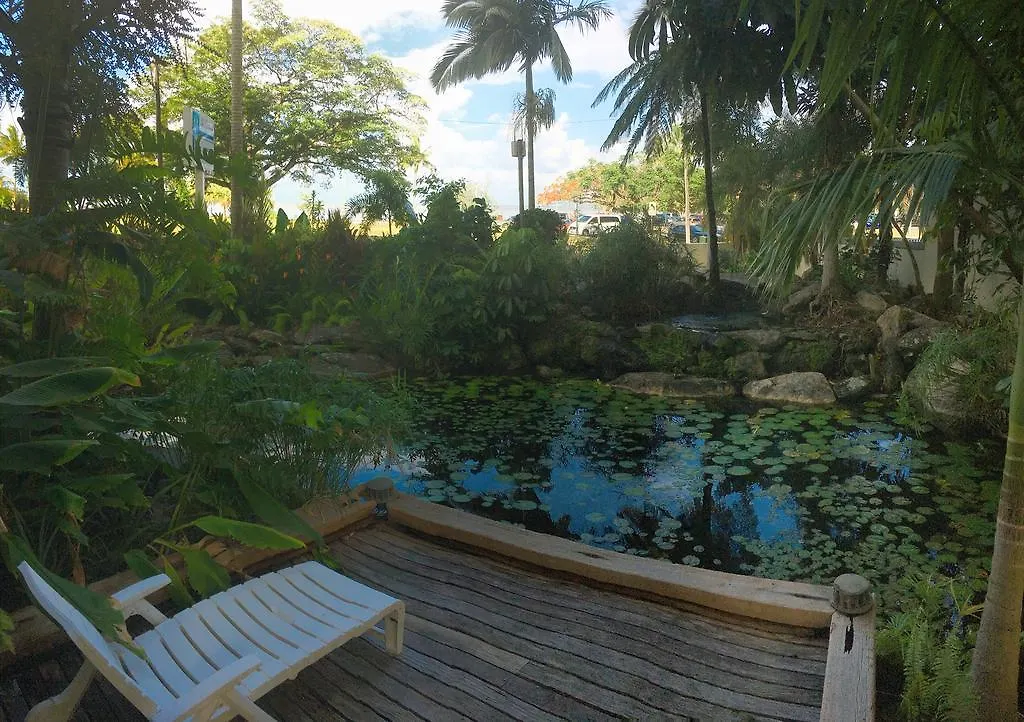181 The Esplanade Aparthotel Cairns