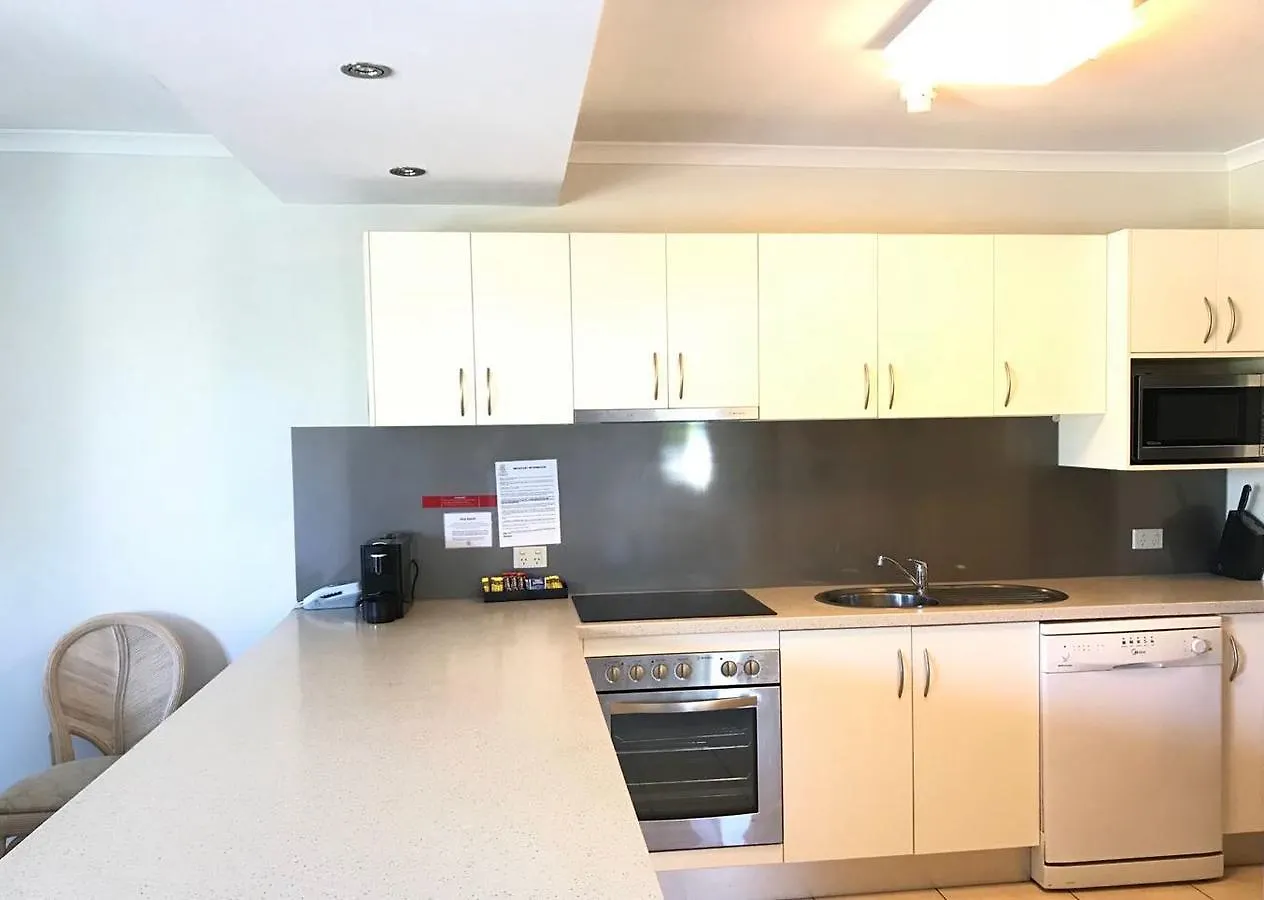 181 The Esplanade Aparthotel Cairns