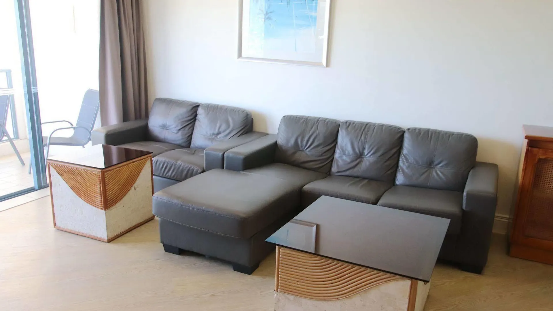 181 The Esplanade Aparthotel Cairns