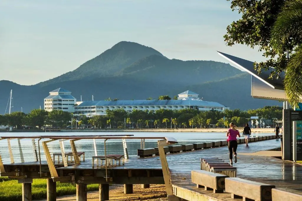 ****  181 The Esplanade Aparthotel Cairns Ausztrália